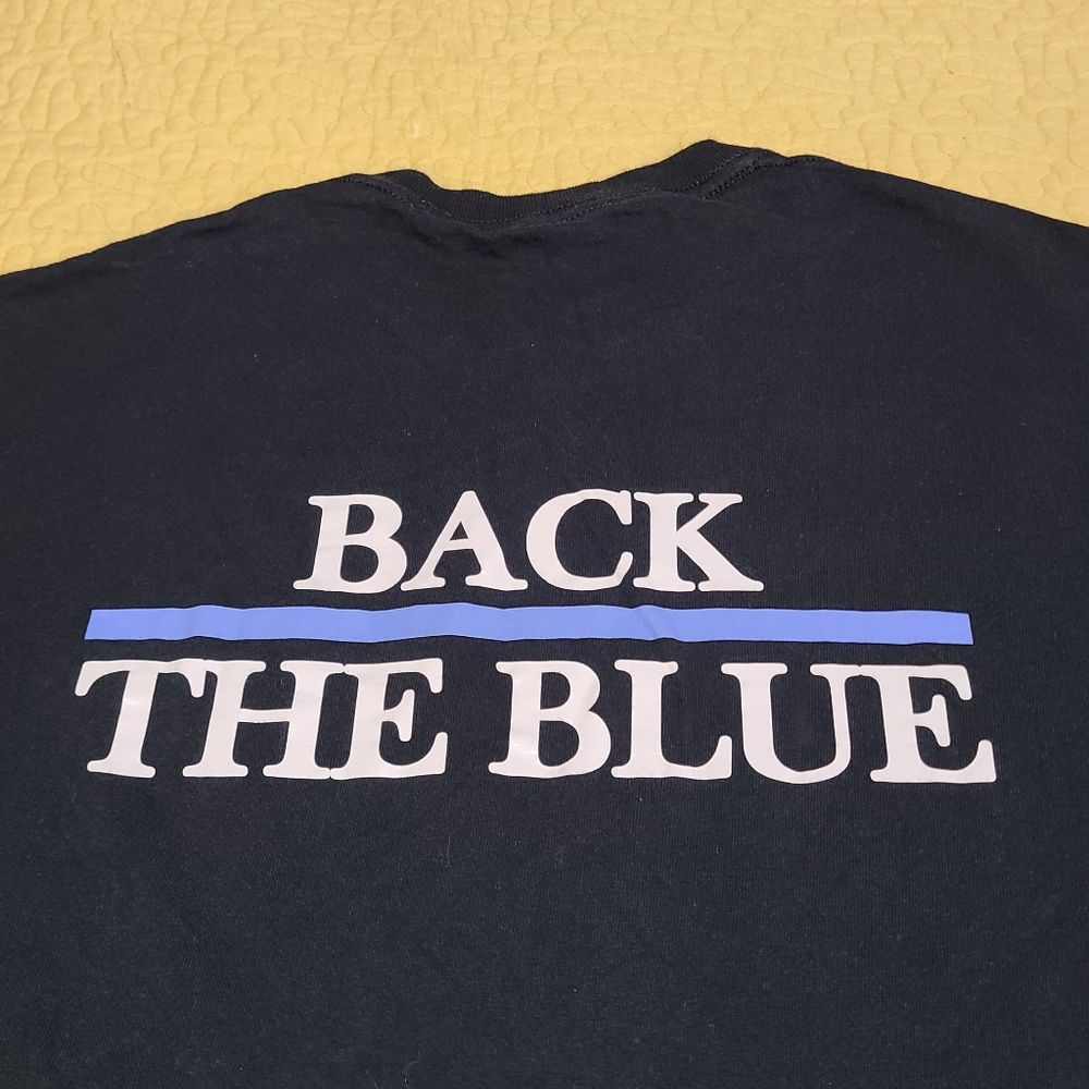 Back The Blue T shirt size M